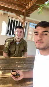 דניאל שניידר