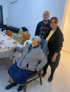 גמילה עטיה