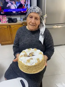 גמילה עטיה